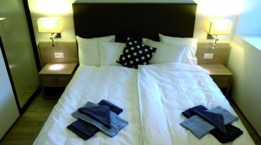 Le Charme Du Prieure Bed & Breakfast Etoy Bagian luar foto